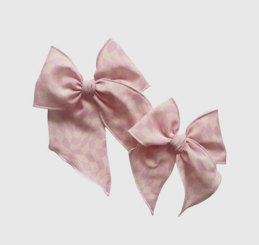 Bubblegum Bow