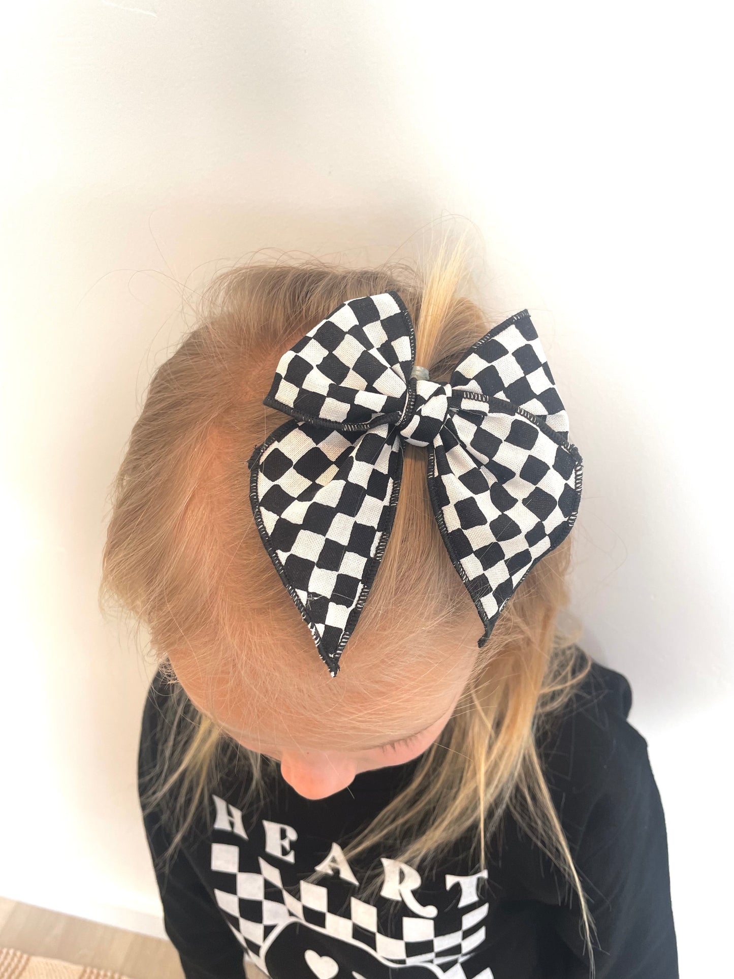 B&W Checkered Bow