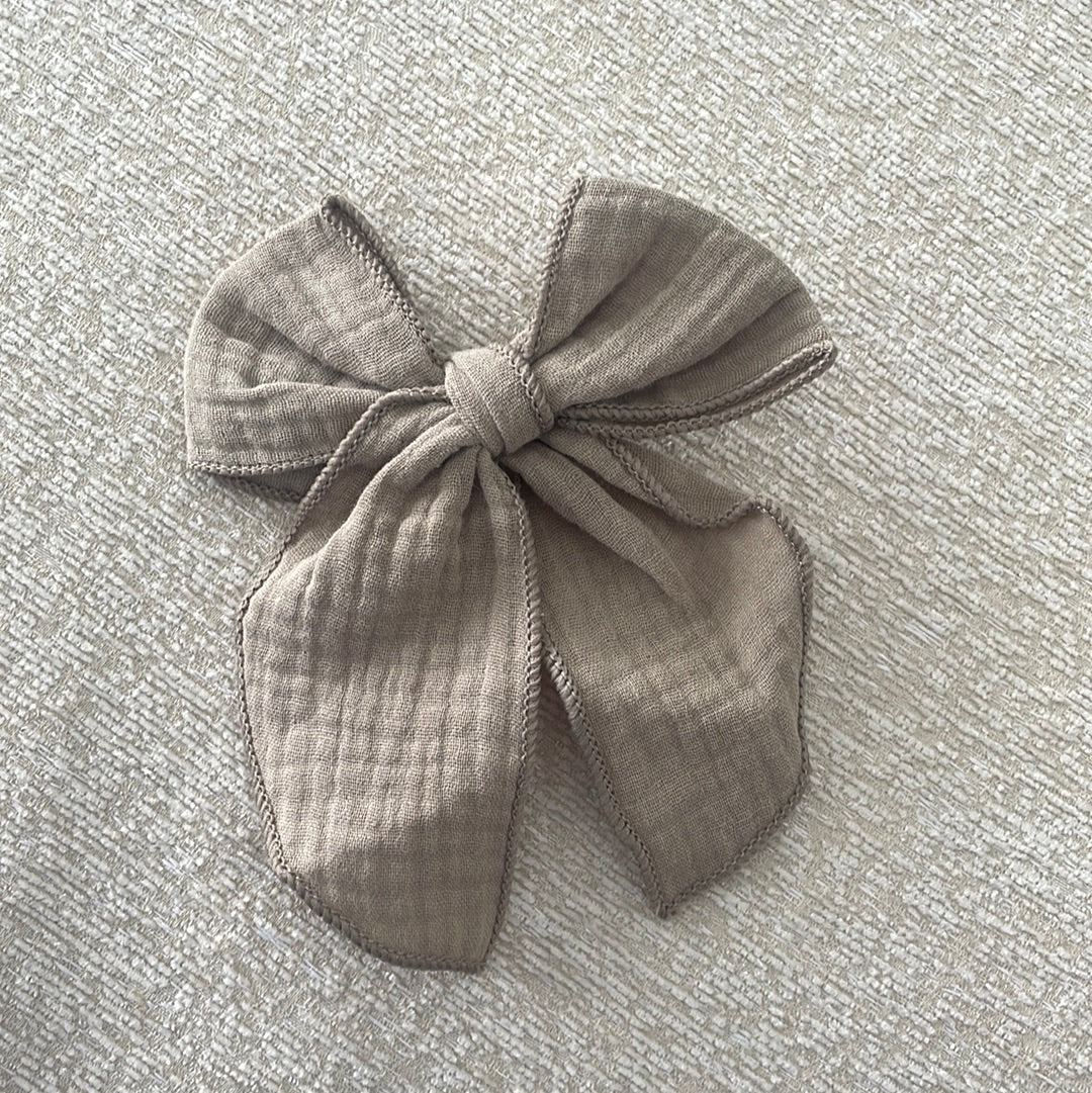 Neutral Bow